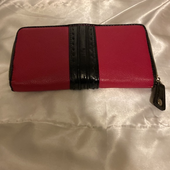 Betsey Johnson wallet - Picture 5 of 11